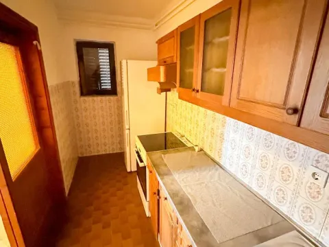 Izdavanje, kuća, 200m², Stari Aerodrom, Podgorica - image 6