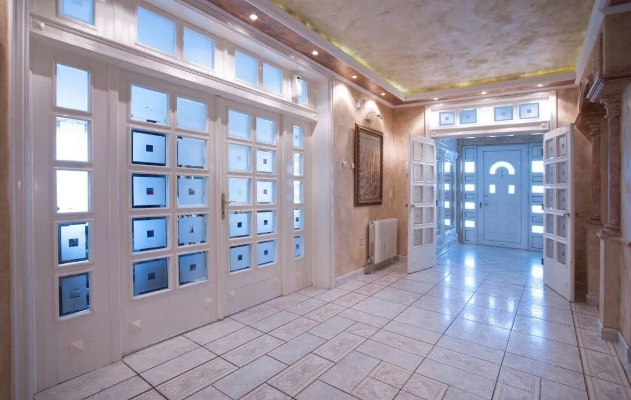 Sale, house, 930m², Tološi, Podgorica