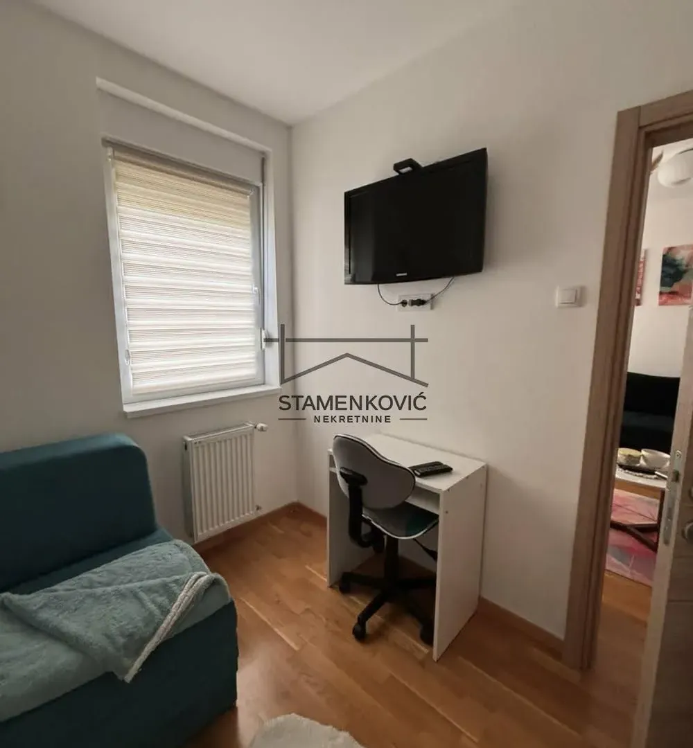 Izdavanje, dvosoban stan, 39m², Jugovićevo, Novi Sad Sve Podlokacije