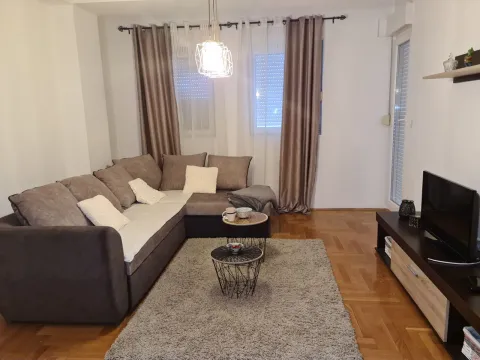 Izdavanje, stan, 75m², City Kvart, Podgorica - image 6