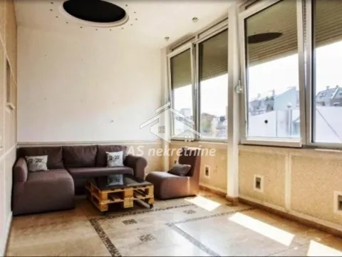 Rent, four bedroom apartment, 140m², Đeram Pijaca, Beograd - image 22