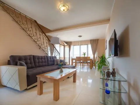 Prodaja, kuća, 89m², Krimovica, Kotor - image 9