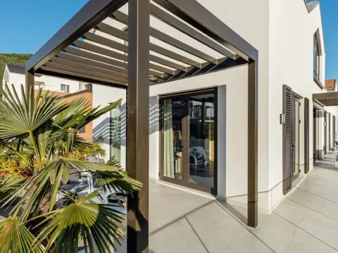 Sale, two bedroom apartment, 179m², Porto Montenegro, Tivat - image 17
