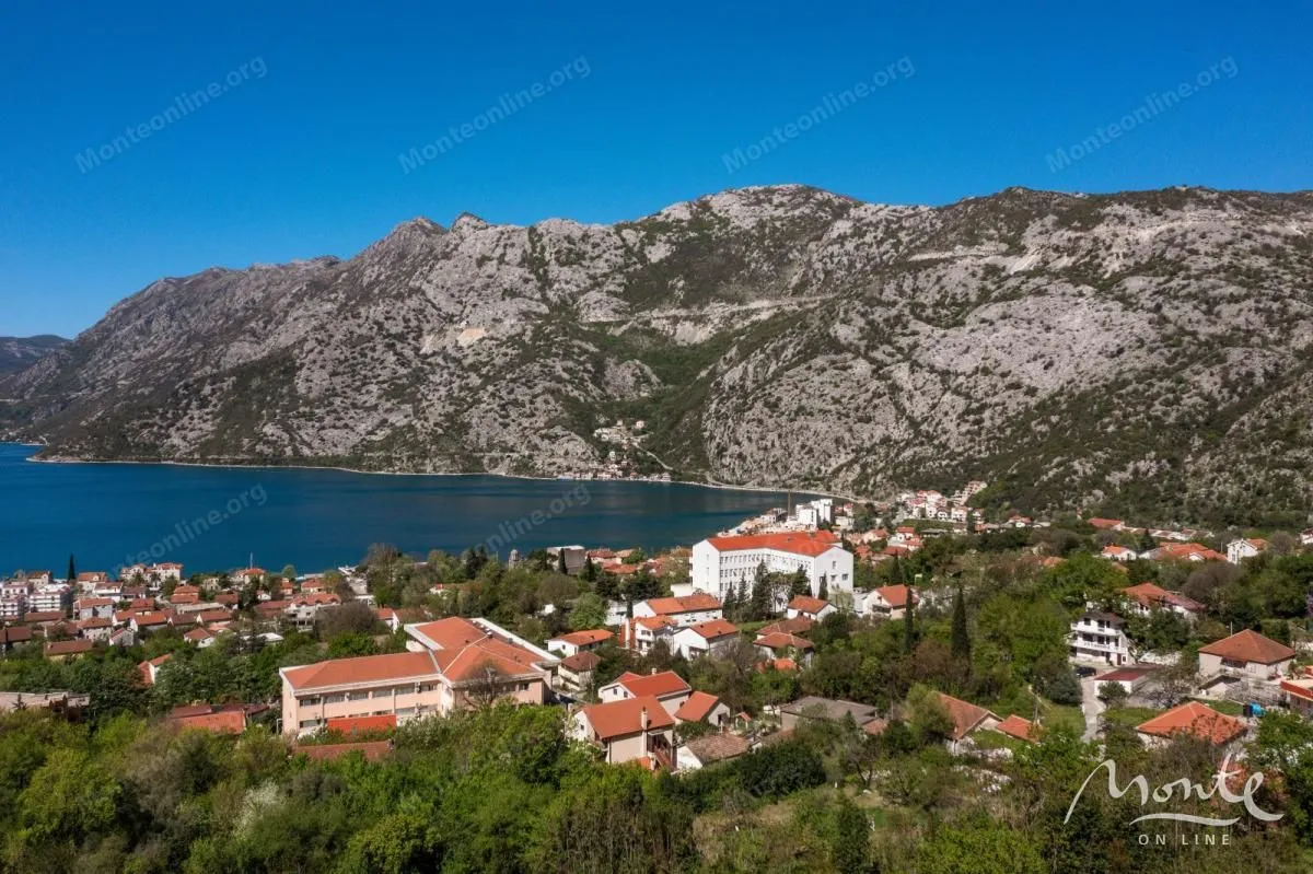 Prodaja, plac, 13000m², Risan, Kotor