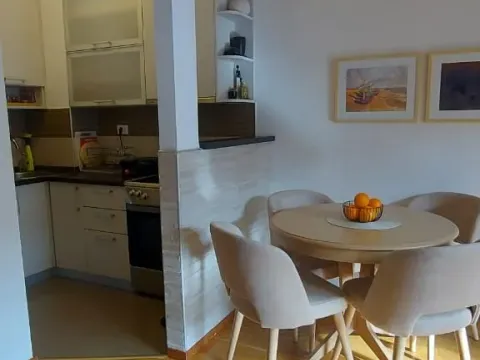 Prodaja, jednosoban stan, 29m², City Kvart, Podgorica - image 5