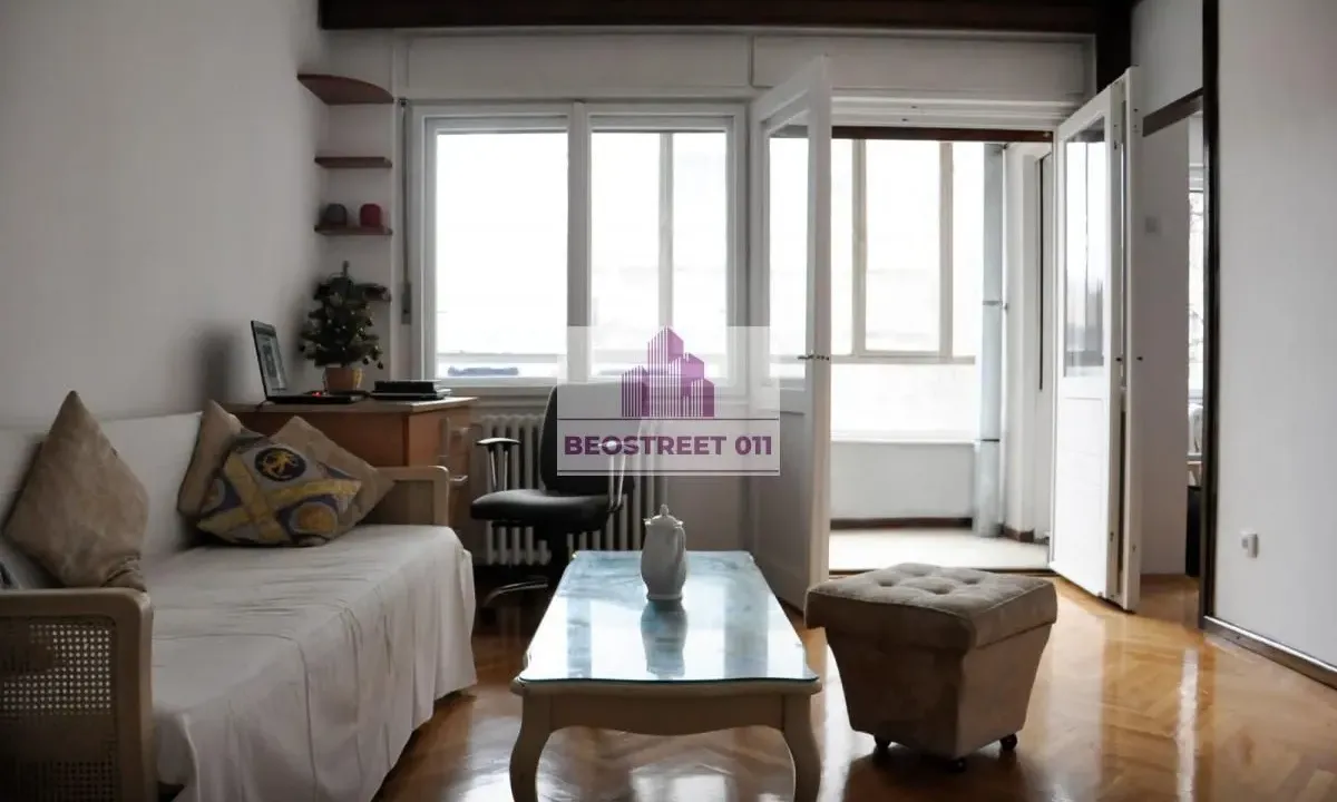 Prodaja, trosoban stan, 82m², Vračar Hram, Vračar Sve Podlokacije