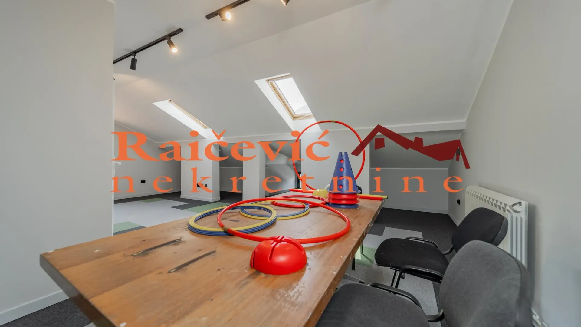 Izdavanje, poslovni prostor, 152m², Voždovac Sve Podlokacije, Beograd