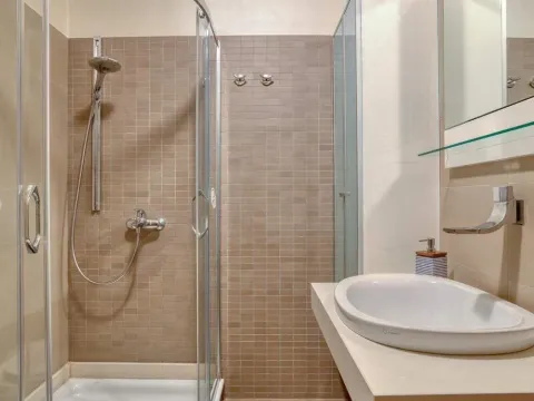 Izdavanje, dvosoban stan, 90m², Podgorica, Crna Gora - image 35