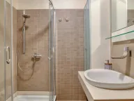 Izdavanje, dvosoban stan, 90m², Podgorica, Crna Gora - image 35