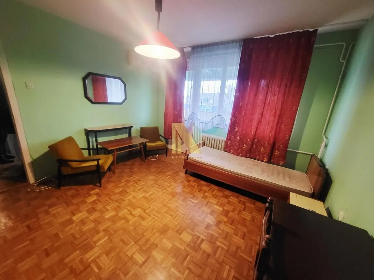 Izdavanje, dvosoban stan, 51m², Bulevar Oslobodjenja, Novi Sad Sve Podlokacije