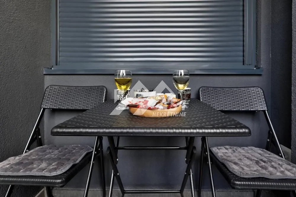 Izdavanje, jednosoban stan, 44m², Spens, Novi Sad Sve Podlokacije