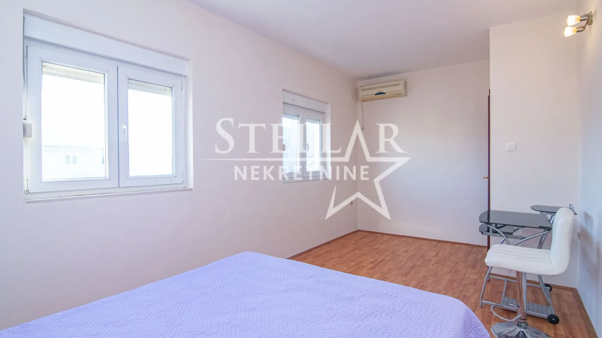 Izdavanje, trosoban stan, 130m², Gornja Gorica, Podgorica