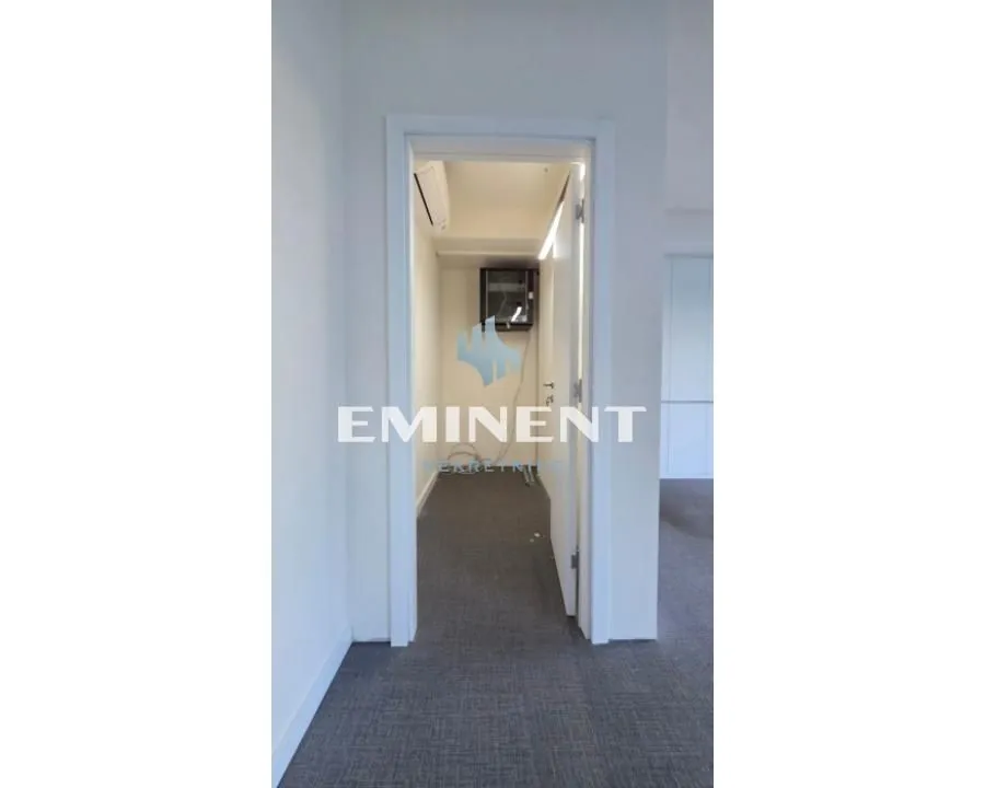 Rent, office space, 268m², Savski Venac, Beograd