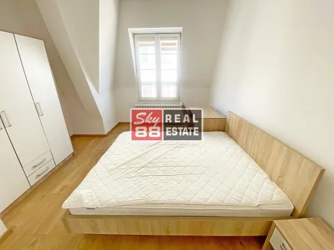 Izdavanje, kuća, 1400m², Savski Venac, Beograd - image 8