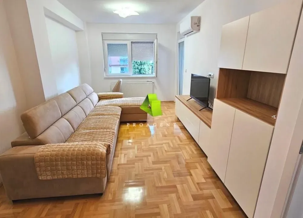 Rent, one bedroom apartment, 50m², Medijana, Niš