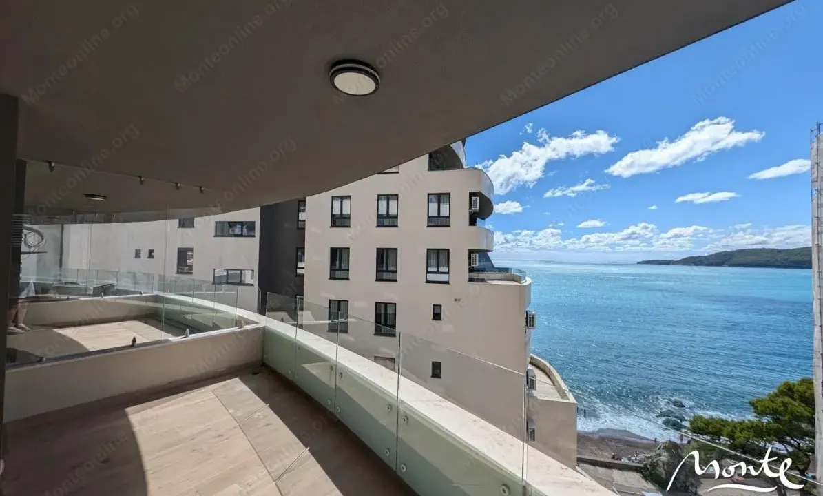 Prodaja, jednosoban stan, 57m², Rafailovići, Budva