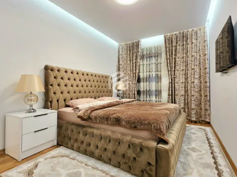 Izdavanje, dvosoban stan, 88m², Centar, Podgorica - image 10