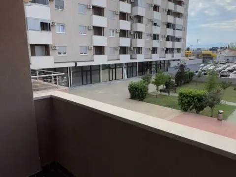 Prodaja, jednosoban stan, 45m², Pobrežje, Podgorica - image 5