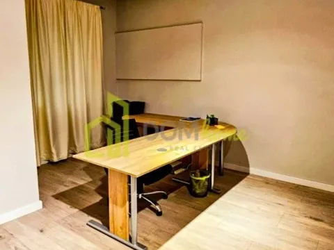 Izdavanje, poslovni prostor, 80m², Centar, Podgorica - image 8