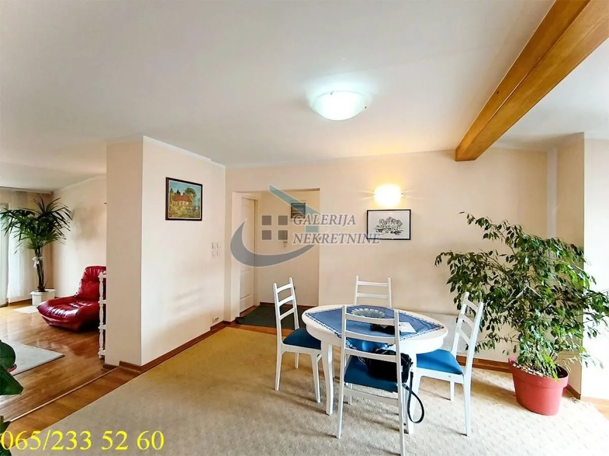 Sale, three bedroom apartment, 85m², Vračar Hram, Vračar Sve Podlokacije