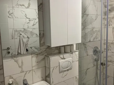 Rent, studio apartment, 35m², Tološi, Podgorica - image 7