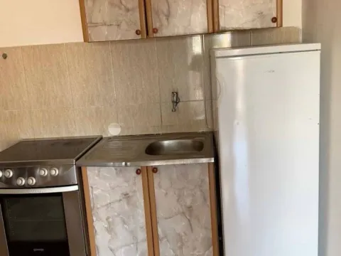 Izdavanje, jednosoban stan, 45m², Drač, Podgorica - image 2