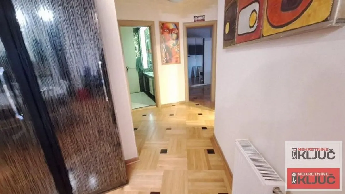 Prodaja, trosoban stan, 108m², Bulevar Evrope, Novi Sad Sve Podlokacije