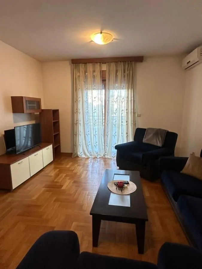 Izdavanje, stan, 59m², Preko Morače, Podgorica