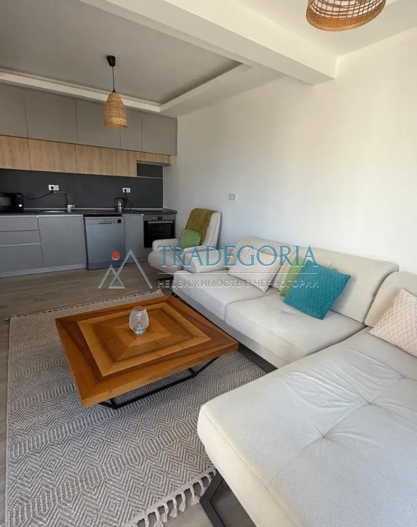 Prodaja, dvosoban stan, 70m², Tivat, Crna Gora