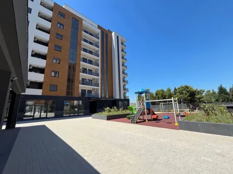 Rent, two bedroom apartment, 66m², Stari Aerodrom, Podgorica - image 13