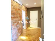 Izdavanje, trosoban stan, 69m², Stari Grad, Beograd - image 8