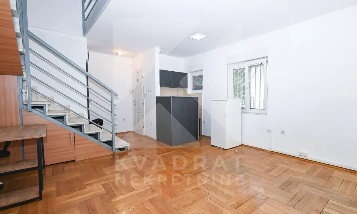 Rent, office space, 65m², Stari Aerodrom, Podgorica