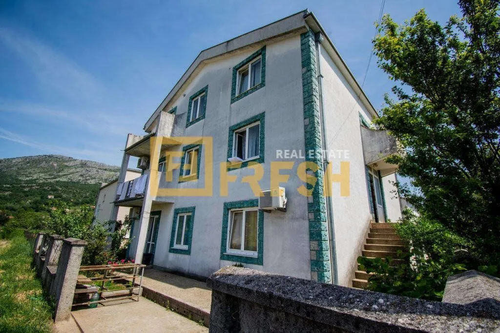 Prodaja, kuća, 356m², Murtovina, Podgorica