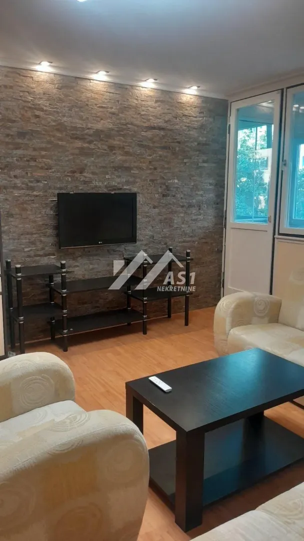 Izdavanje, dvosoban stan, 56m², Liman 2, Novi Sad Sve Podlokacije
