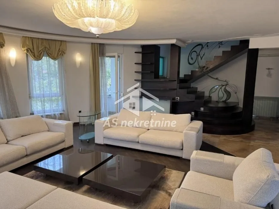 Izdavanje, stan, 220m², Savski Venac, Beograd
