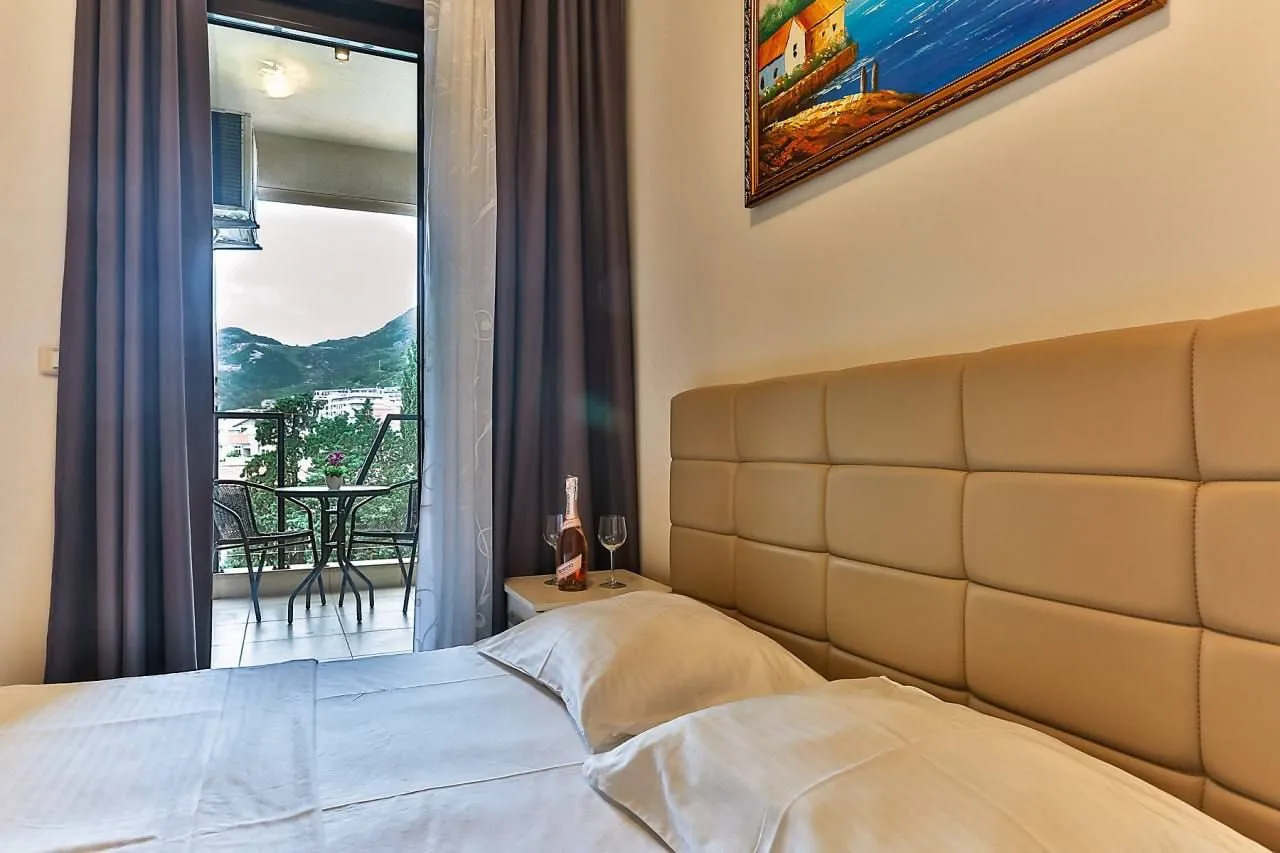 Rent, one bedroom apartment, 40m², Budva, Crna Gora