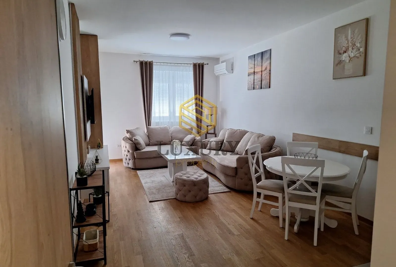 Izdavanje, jednosoban stan, 48m², Stari Aerodrom, Podgorica