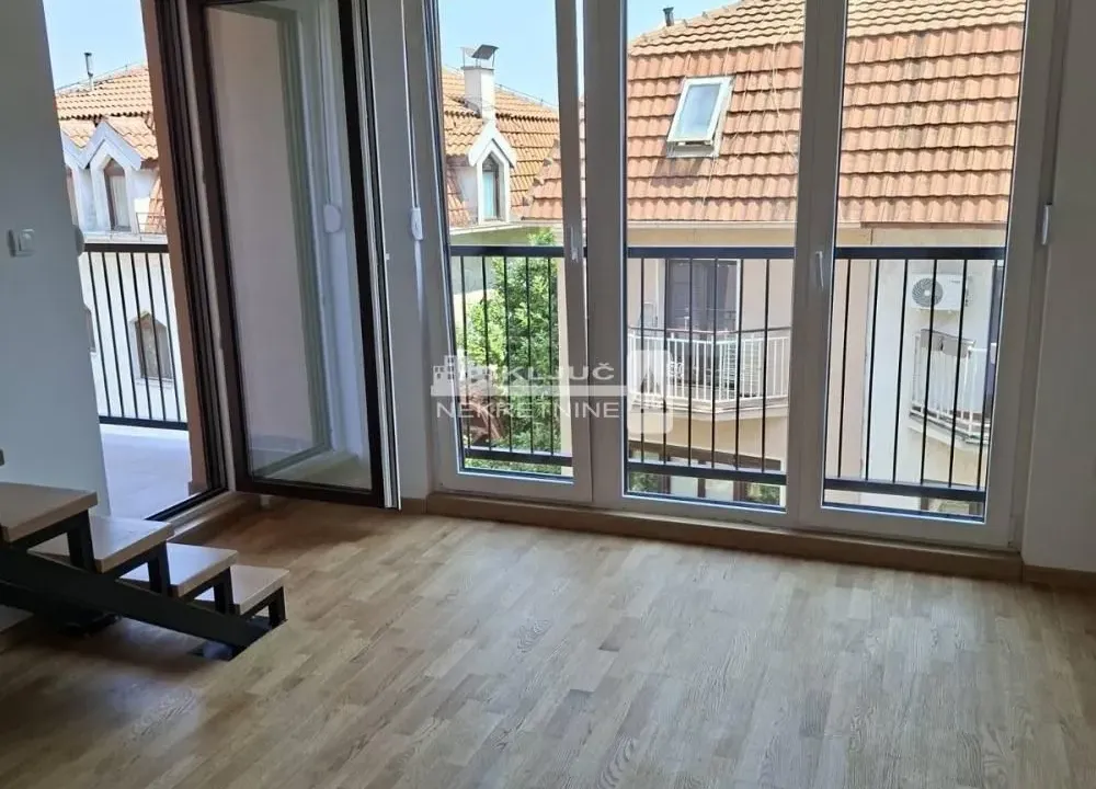 Prodaja, trosoban stan, 76m², Autokomanda, Voždovac Sve Podlokacije