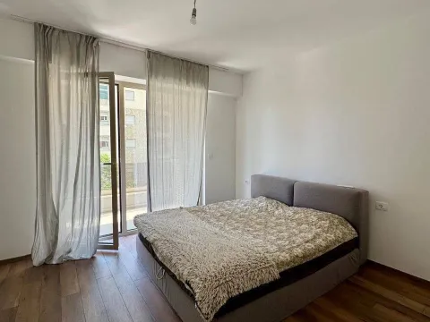 Sale, two bedroom apartment, 82m², Centar, Budva - image 2