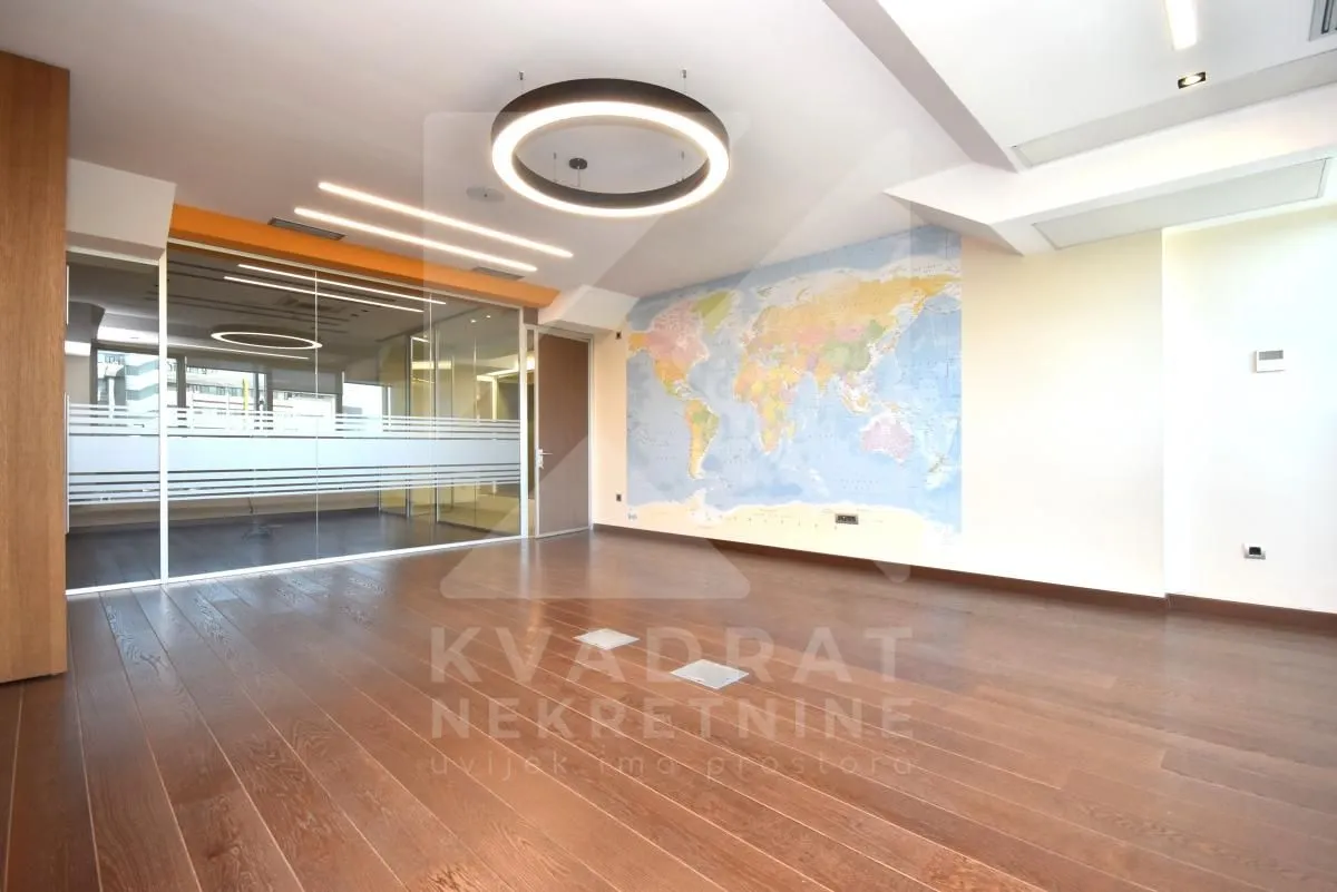 Prodaja, poslovni prostor, 391m², Preko Morače, Podgorica