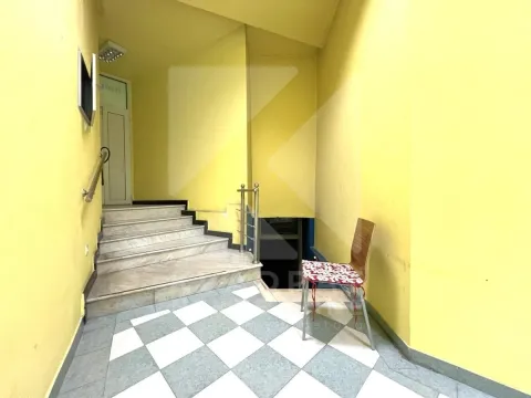 Rent, office space, 450m², Centar, Podgorica - image 10