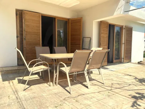 Izdavanje, kuća, 250m², Šušanj, Bar - image 11