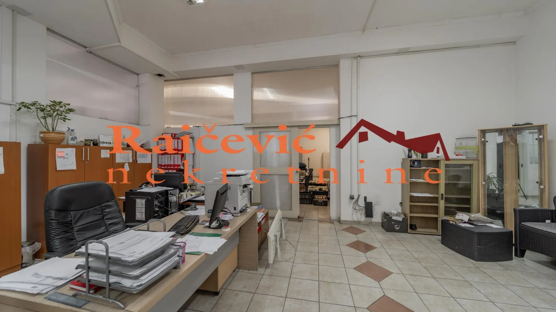 Sale, office space, 315m², Vojvode Vlahovica, Beograd