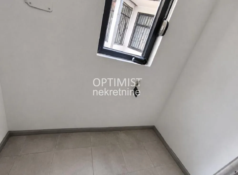 Rent, office space, 45m², Savski Venac, Beograd