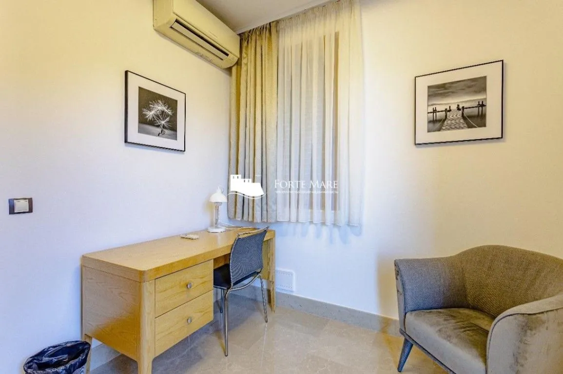 Sale, house, 359m², Stoliv, Kotor