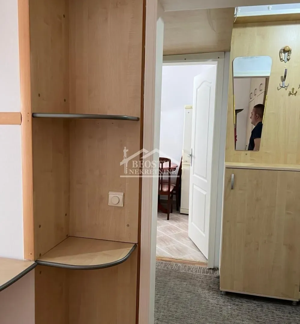 Prodaja, jednosoban stan, 27m², Autokomanda, Voždovac Sve Podlokacije