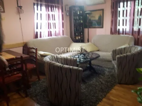 Sale, house, 208m², Altina, Beograd - image 2