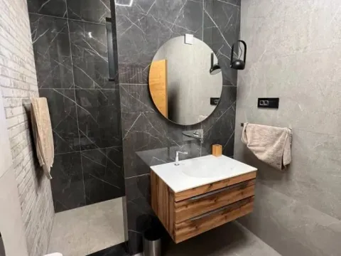 Prodaja, kuća, 215m², Sremska Kamenica, Petrovaradin - image 26