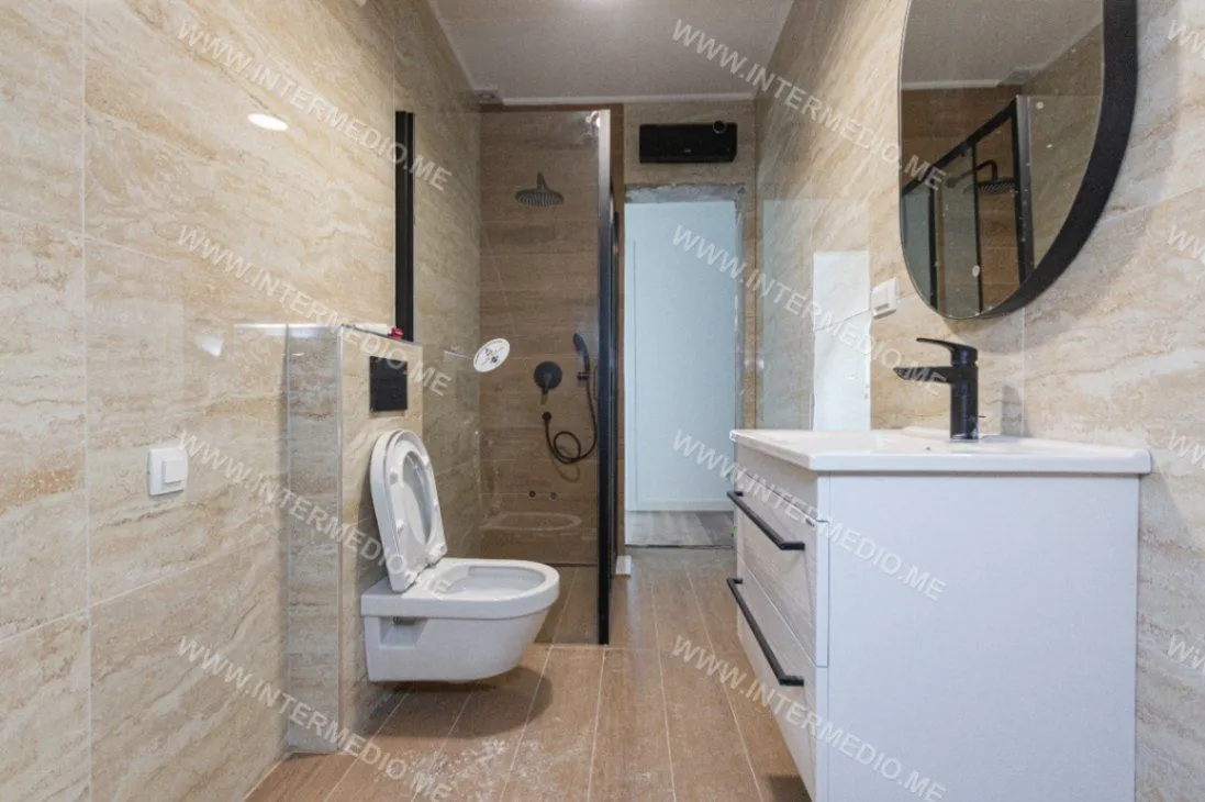 Prodaja, trosoban stan, 146m², Đenovići, Herceg Novi