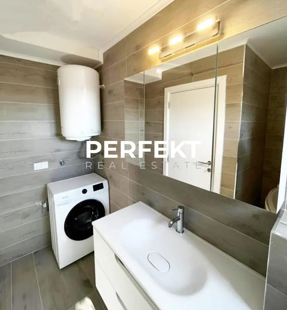 Prodaja, trosoban stan, 105m², Centar, Pančevo